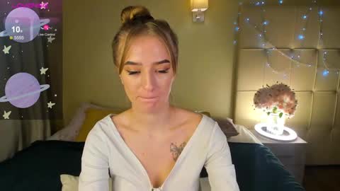 Stacy Mon Tue Wed Thu Fri Sun GMT GMT 3 1000am - 0400pm  online show from 02-21-25, 11:22