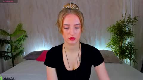 Snapshot of stacy_riiver chatting on 02-06-26, 08:18 Stacy Mon Tue Wed Thu Fri Sun GMT GMT 3 1000am - 0400pm online show from 02-06-26, 08:18