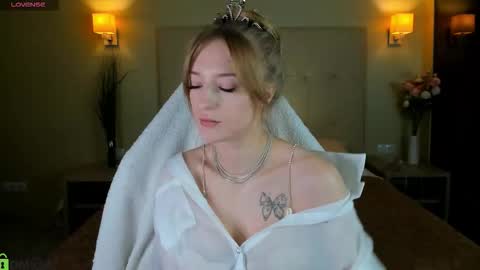 Snapshot of stacy_riiver chatting on 02-20-26, 09:21 Stacy Mon Tue Wed Thu Fri Sun GMT GMT 3 1000am - 0400pm online show from 02-20-26, 09:21