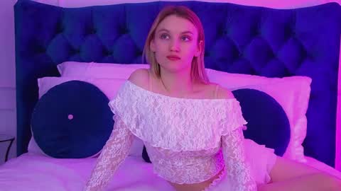 StacyEvances online show from 03-07-26, 06:38