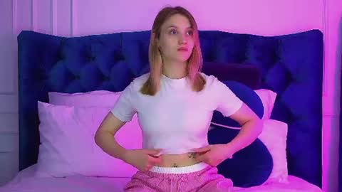 Snapshot of stacyevancesss chatting on 06-29-26, 06:41 StacyEvances online show from 06-29-26, 06:41