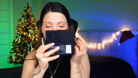 Snapshot of stacygonzales_ chatting on 01-22-25, 07:03 Bye bye dear See you on December 3st  online show from 01-22-25, 07:03