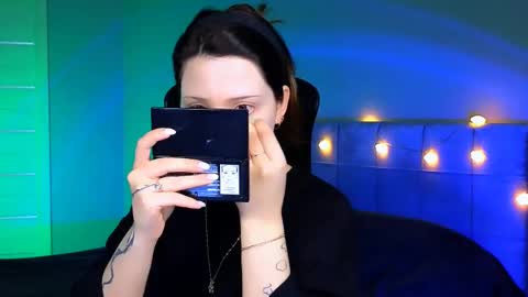 Snapshot of stacygonzales_ chatting on 02-13-25, 06:41 Bye bye dear See you on December 3st  online show from 02-13-25, 06:41