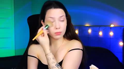 Snapshot of stacygonzales_ chatting on 02-28-25, 12:09 Bye bye dear See you on December 3st  online show from 02-28-25, 12:09