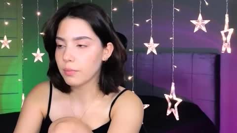 Snapshot of stacygonzales_ chatting on 10-17-25, 08:17 Bye bye dear See you on December 3st  online show from 10-17-25, 08:17