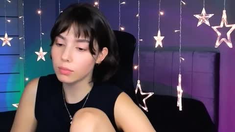 Snapshot of stacygonzales_ chatting on 10-22-25, 12:27 Bye bye dear See you on December 3st  online show from 10-22-25, 12:27