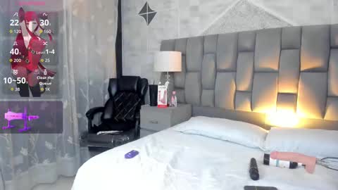 Snapshot of stacymoon_ chatting on 02-18-26, 04:52 Stacy online show from 02-18-26, 04:52