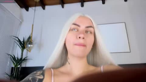 Stacy Rigel online show from 10-20-25, 11:43