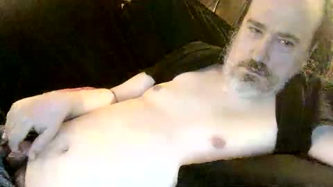 Snapshot of stamfordchub chatting on 06-09-26, 10:21 Michael online show from 06-09-26, 10:21