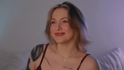 Snapshot of stanovaya300kg chatting on 01-06-26, 03:27 Kristina online show from 01-06-26, 03:27