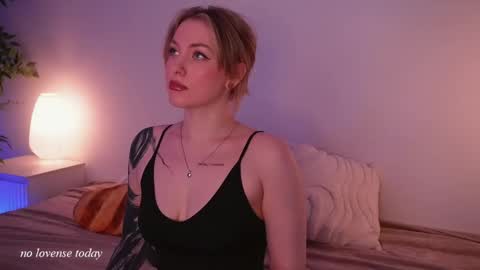 Snapshot of stanovaya300kg chatting on 02-02-26, 12:59 Kristina online show from 02-02-26, 12:59