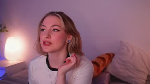 Snapshot of stanovaya300kg chatting on 02-06-26, 01:14 Kristina online show from 02-06-26, 01:14