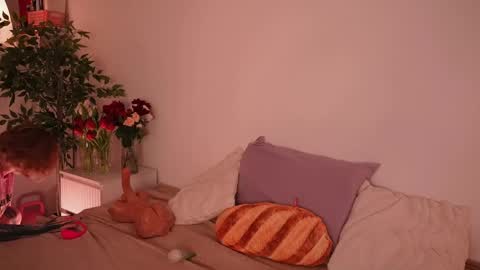 Snapshot of stanovaya300kg chatting on 03-08-26, 01:04 Kristina online show from 03-08-26, 01:04