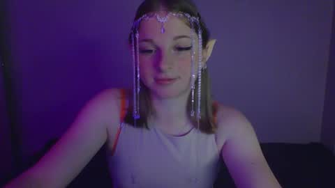 Snapshot of star_girlish chatting on 10-13-25, 05:57 star_girlish online show from 10-13-25, 05:57