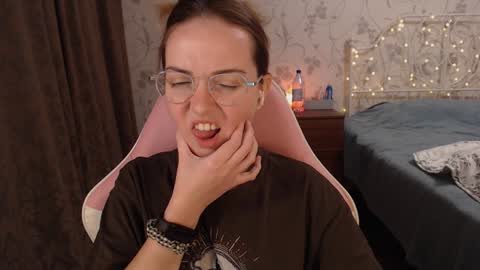 Alice online show from 12-19-24, 06:01