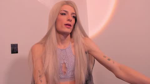 Snapshot of star_storm chatting on 01-22-25, 05:05 star_storm online show from 01-22-25, 05:05