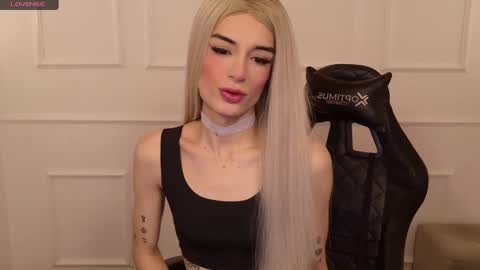 Snapshot of star_storm chatting on 02-18-25, 07:21 star_storm online show from 02-18-25, 07:21