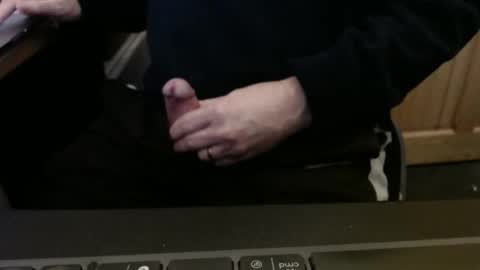 stargazer1069 online show from 12-04-25, 09:29