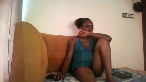 Snapshot of stargirl880271 chatting on 01-21-25, 10:30 isha online show from 01-21-25, 10:30