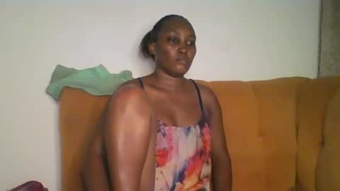 Snapshot of stargirl880271 chatting on 02-14-25, 03:00 isha online show from 02-14-25, 03:00