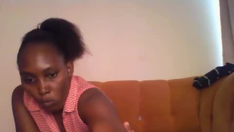 Snapshot of stargirl880271 chatting on 02-16-25, 09:04 isha online show from 02-16-25, 09:04