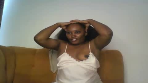 Snapshot of stargirl880271 chatting on 09-11-25, 08:25 isha online show from 09-11-25, 08:25