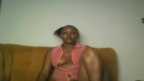 Snapshot of stargirl880271 chatting on 09-28-25, 03:01 isha online show from 09-28-25, 03:01