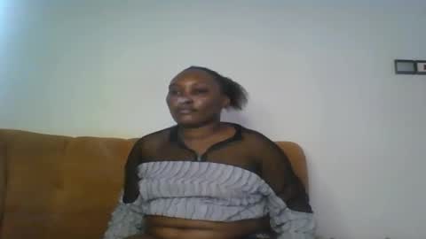 Snapshot of stargirl880271 chatting on 10-11-25, 07:51 isha online show from 10-11-25, 07:51