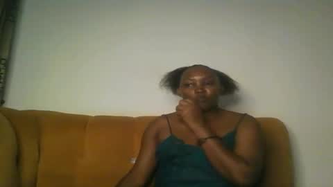 Snapshot of stargirl880271 chatting on 10-26-25, 03:18 isha online show from 10-26-25, 03:18