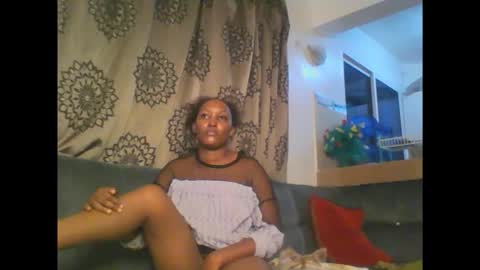 Snapshot of stargirl880271 chatting on 11-23-25, 02:11 isha online show from 11-23-25, 02:11