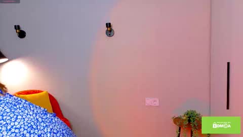 Nina online show from 11-08-25, 03:39