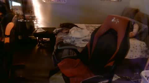 Snapshot of starlight09102 chatting on 12-12-24, 02:59 Starlight online show from 12-12-24, 02:59