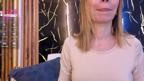 starlight_mature23_aws online show from 07-21-26, 08:55