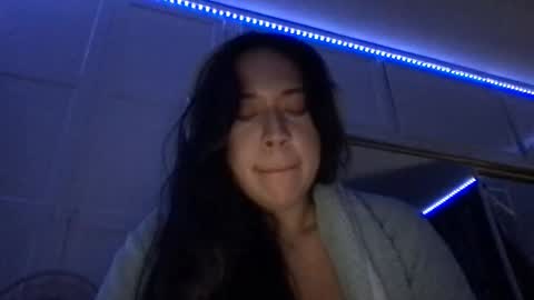 Snapshot of starlitdreams777 chatting on 03-05-25, 08:32 starlitdreams777 online show from 03-05-25, 08:32