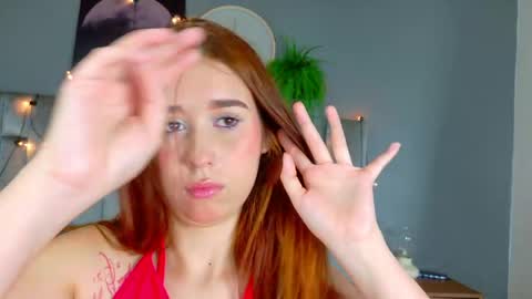 Snapshot of starrmoon__ chatting on 04-18-26, 02:59 M O O N online show from 04-18-26, 02:59