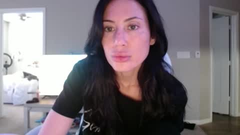 Snapshot of starseedgem chatting on 04-05-26, 05:10 starseedgem online show from 04-05-26, 05:10