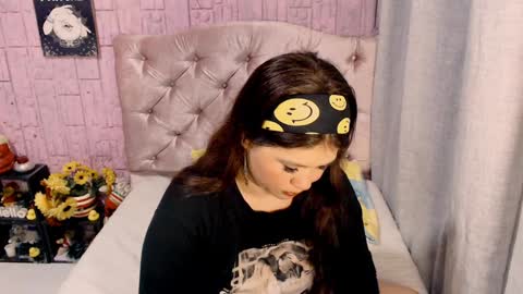Snapshot of starsweetcute chatting on 12-28-24, 11:48 Celeste online show from 12-28-24, 11:48