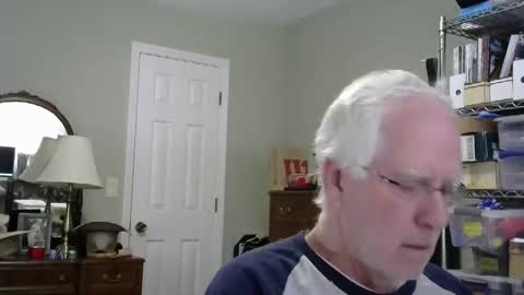 Snapshot of stasw20 chatting on 10-25-25, 06:35 stasw20 online show from 10-25-25, 06:35