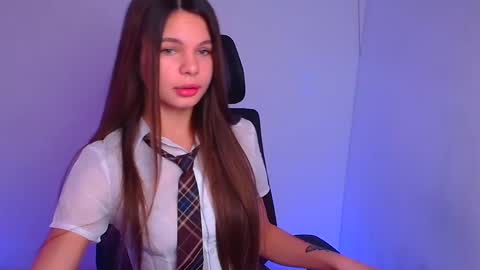 Snapshot of stasy_milk chatting on 12-10-24, 07:05 Stasy online show from 12-10-24, 07:05