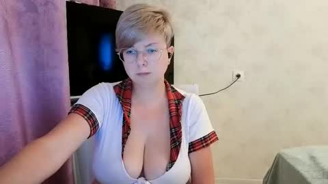 Snapshot of stasya_07 chatting on 06-11-26, 04:05 Stasya online show from 06-11-26, 04:05