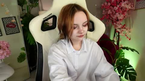 Snapshot of staymonica chatting on 11-05-25, 01:55 MONICA online show from 11-05-25, 01:55