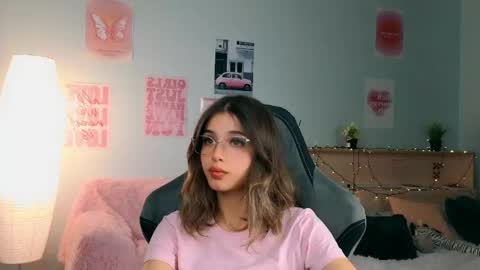 Sara online show from 05-31-26, 06:09