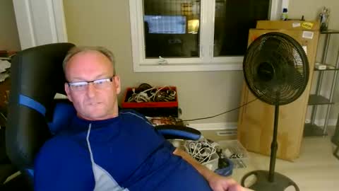 Snapshot of steakman007 chatting on 05-22-26, 03:24 Steakman online show from 05-22-26, 03:24