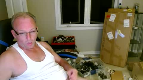 Snapshot of steakman007 chatting on 06-04-26, 03:34 Steakman online show from 06-04-26, 03:34