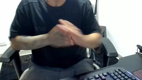 Snapshot of stebankechimba chatting on 10-10-25, 12:20 Stebankechimba online show from 10-10-25, 12:20