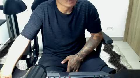 Snapshot of stebankechimba chatting on 05-10-26, 04:39 Stebankechimba online show from 05-10-26, 04:39