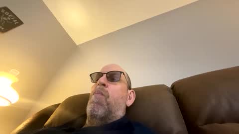 steel259373 online show from 04-26-26, 01:42