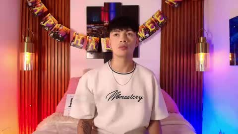 Snapshot of steev_novoa chatting on 10-24-25, 07:32 Steev online show from 10-24-25, 07:32