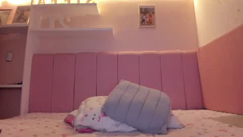 Snapshot of stefaagomez chatting on 09-24-25, 10:29 Stefa Gomez online show from 09-24-25, 10:29