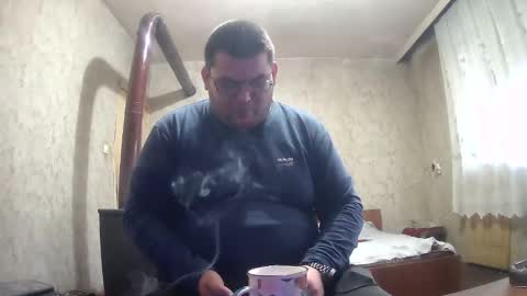 Snapshot of stefan90pt chatting on 11-11-25, 06:46 Stefan online show from 11-11-25, 06:46